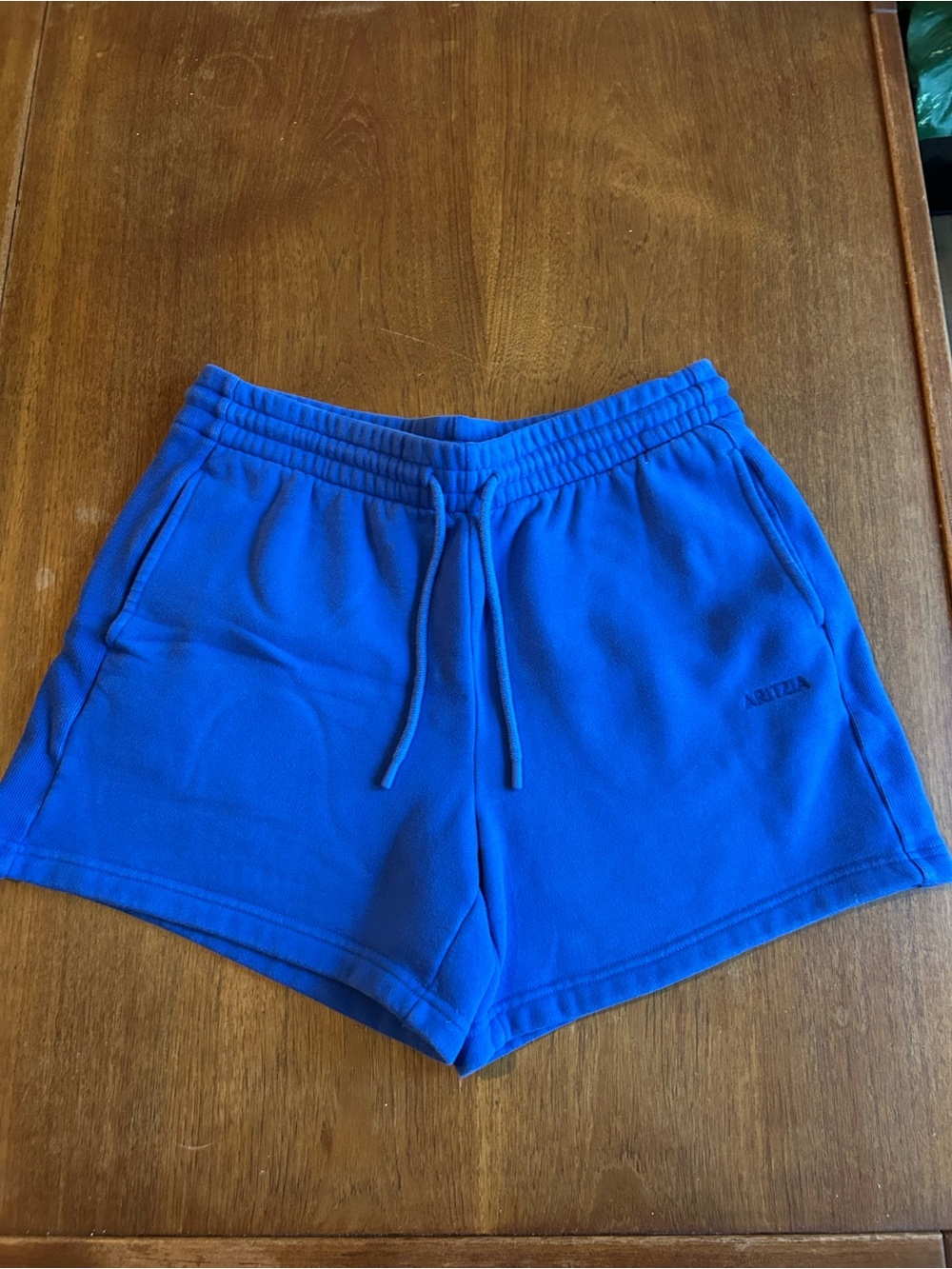Aritzia - Boyfriend Sweatfleece Short - M Cobalt Blue